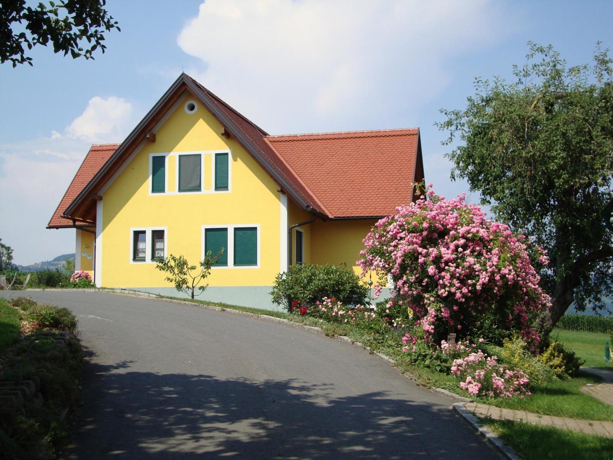 Weingut Winzerhof Gaestezimmer Grebenz Großklein Kültér fotó