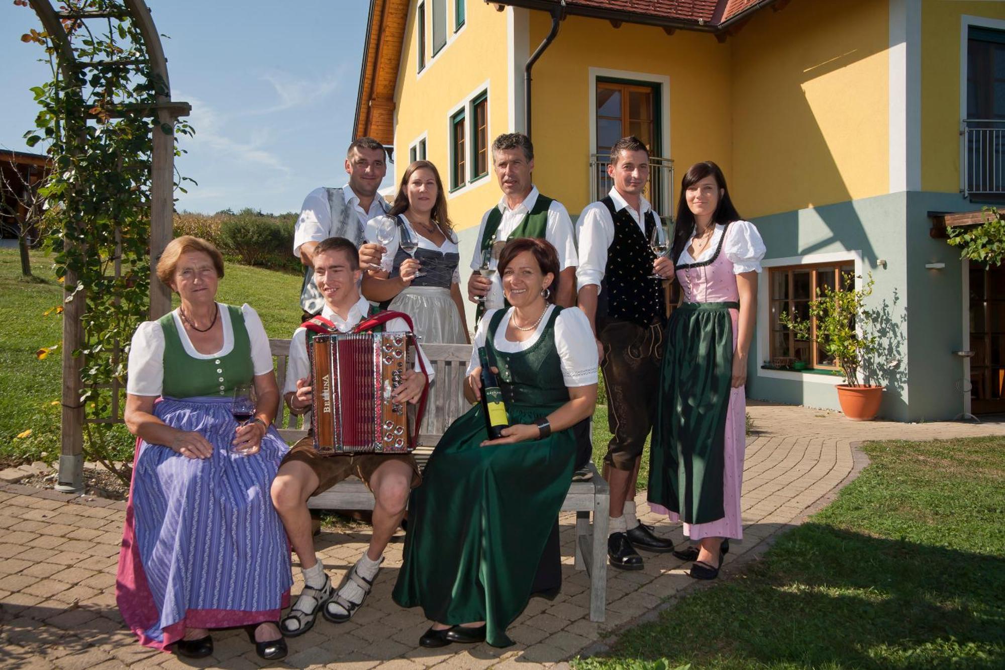 Weingut Winzerhof Gaestezimmer Grebenz Großklein Kültér fotó